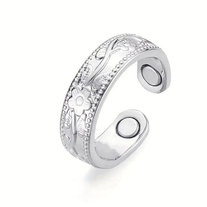 Copper magnet plum blossom ring for couples. Relieves fatigue, improves blood circulation, and helps you lose weight easily.